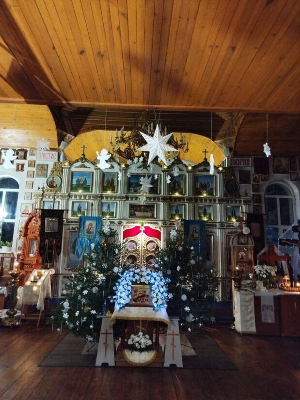 Праздник Рождества Христова отметили на приходе храма святого Архангела Михаила аг. Лошница